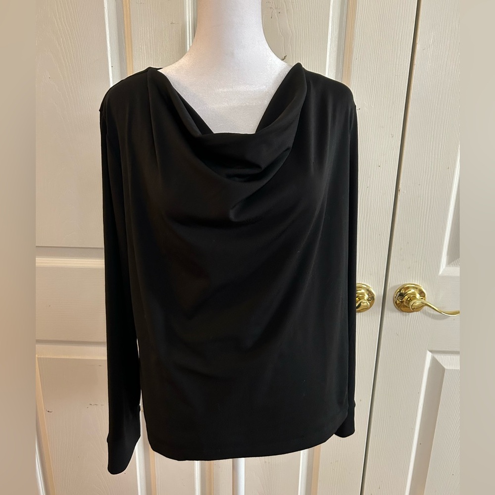 Banana Republic chic black top, Medium